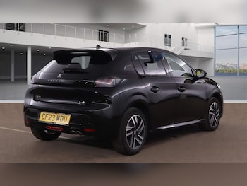 Used Peugeot 208 2023 for sale - 76417688: Photo