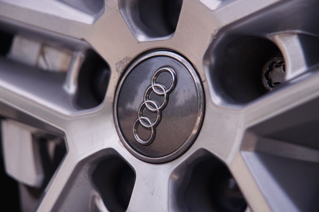 Used Audi Q5 2019 for sale - 76665479: Photo 38