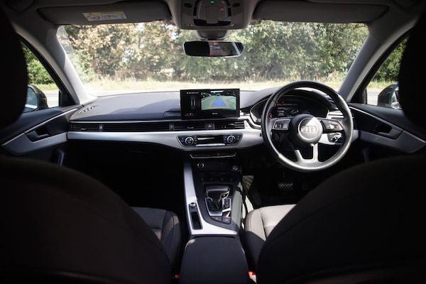 Used Audi A4 2021 for sale - 75585407: Photo 3