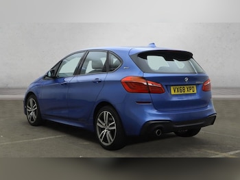 Used BMW 2 Series 2018 for sale - 77065256: Photo