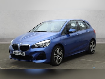 Used BMW 2 Series 2018 for sale - 77065256: Photo