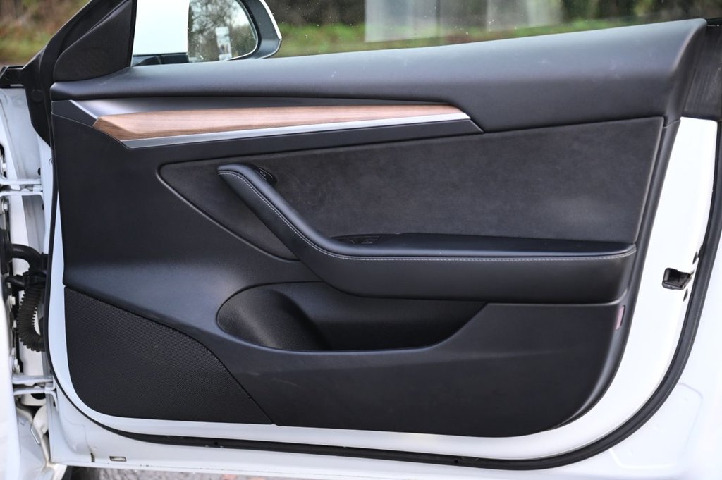 Used Tesla Model 3 2022 for sale - 76923840: Photo 24