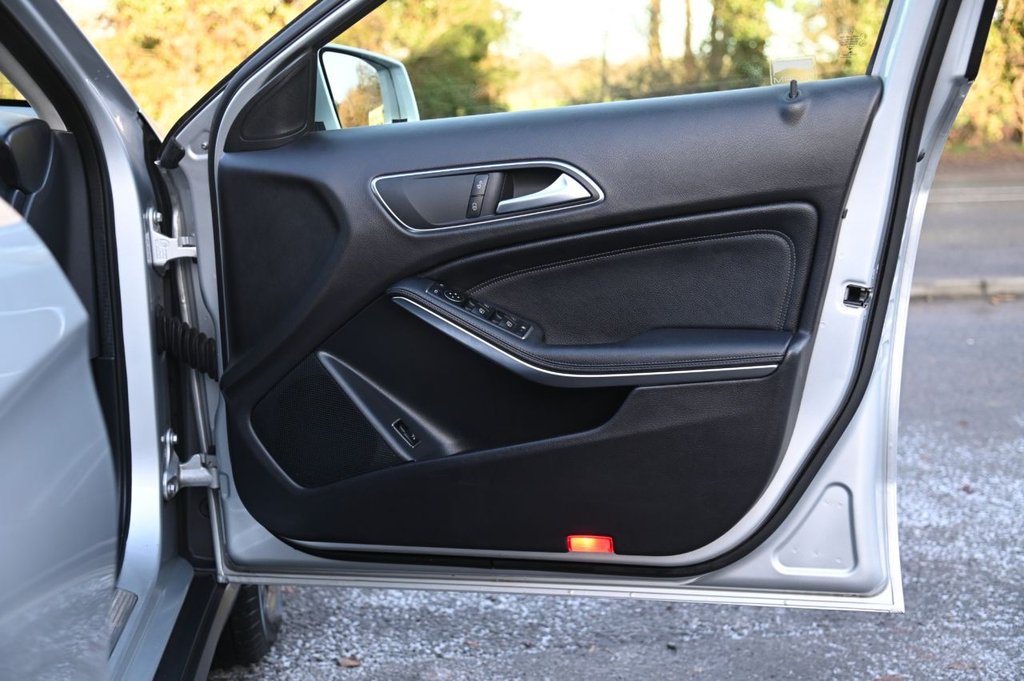 Used Mercedes-Benz GLA 2018 for sale - 76986439: Photo 27