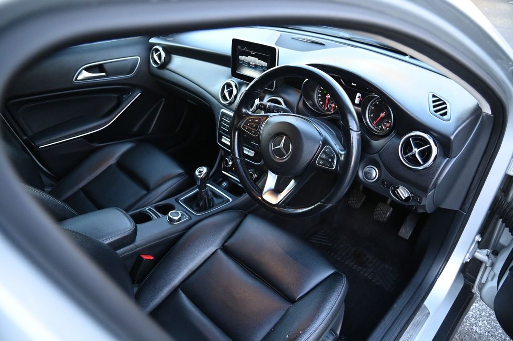 Used Mercedes-Benz GLA 2018 for sale - 76986439: Photo 28