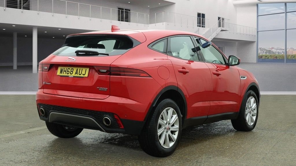 Used Jaguar E-Pace 2018 for sale - 77967647: Photo 2