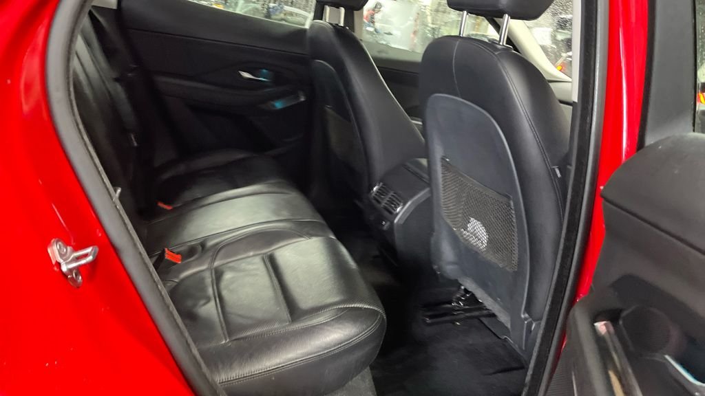Used Jaguar E-Pace 2018 for sale - 77967647: Photo 8