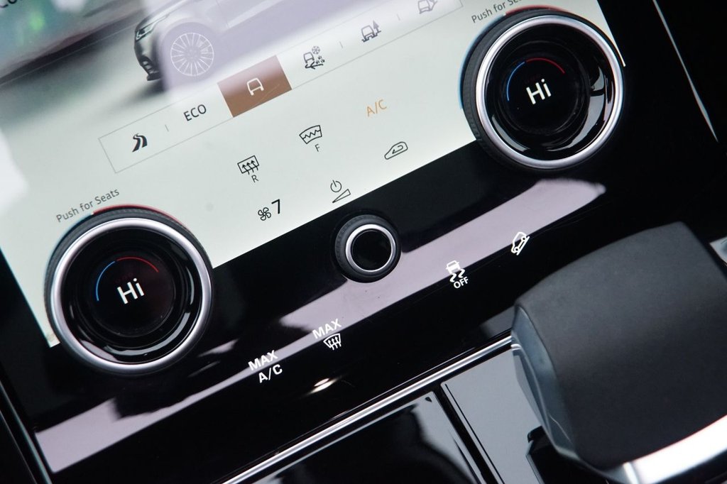 Used Land Rover Range Rover Velar 2022 for sale - 76546392: Photo 23