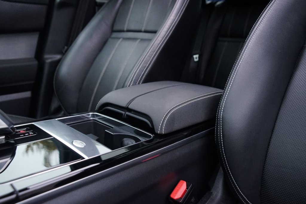 Used Land Rover Range Rover Velar 2022 for sale - 76546392: Photo 26