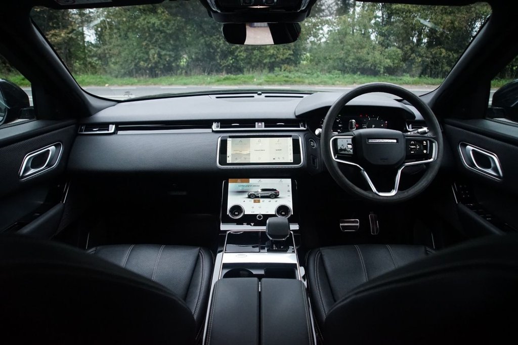 Used Land Rover Range Rover Velar 2022 for sale - 76546392: Photo 3