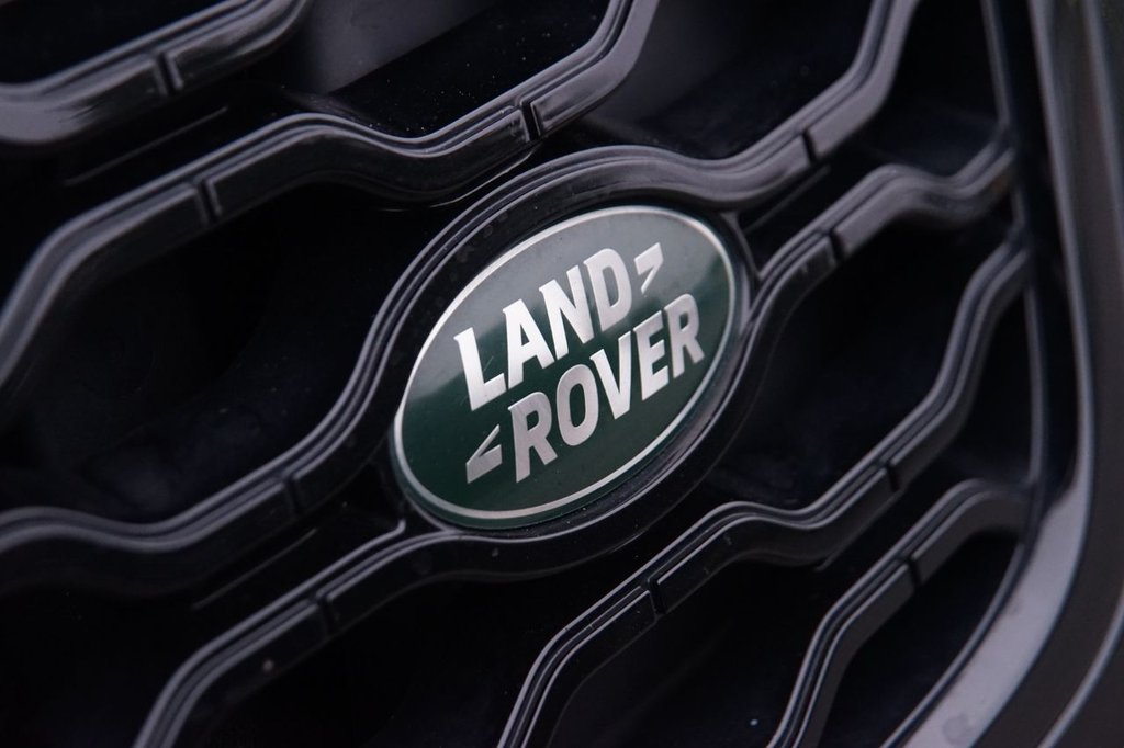 Used Land Rover Range Rover Velar 2022 for sale - 76546392: Photo 9