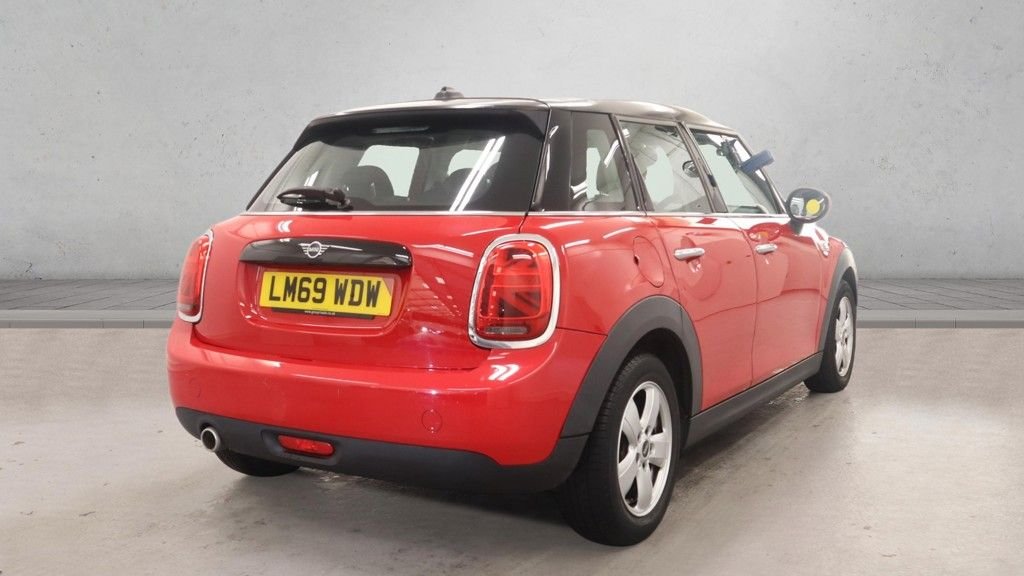 Used MINI Hatch 2019 for sale - 77200388: Photo 2