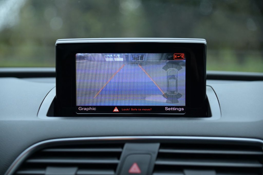 Used Audi Q3 2015 for sale - 76582832: Photo 17