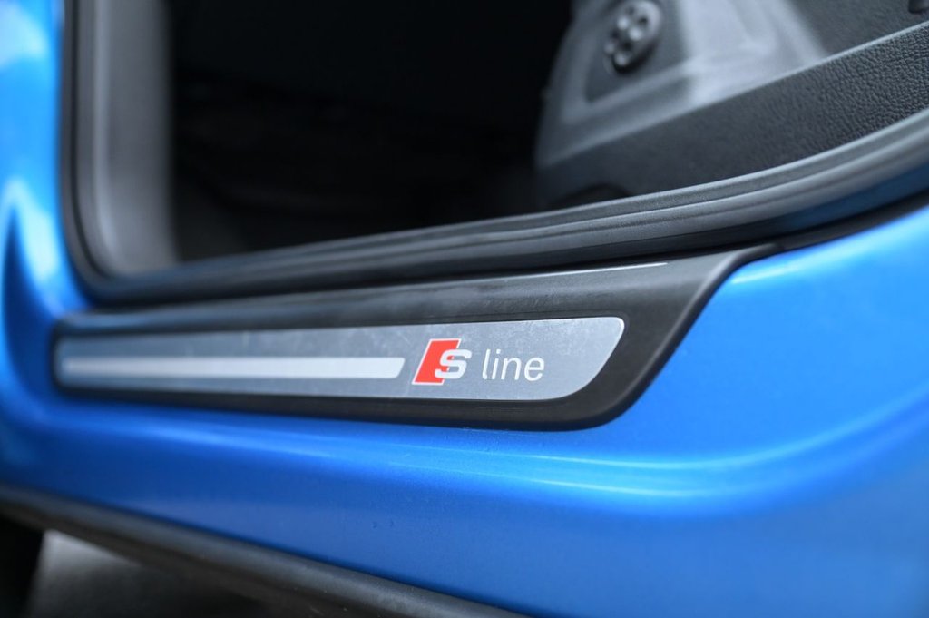 Used Audi Q3 2015 for sale - 76582832: Photo 26