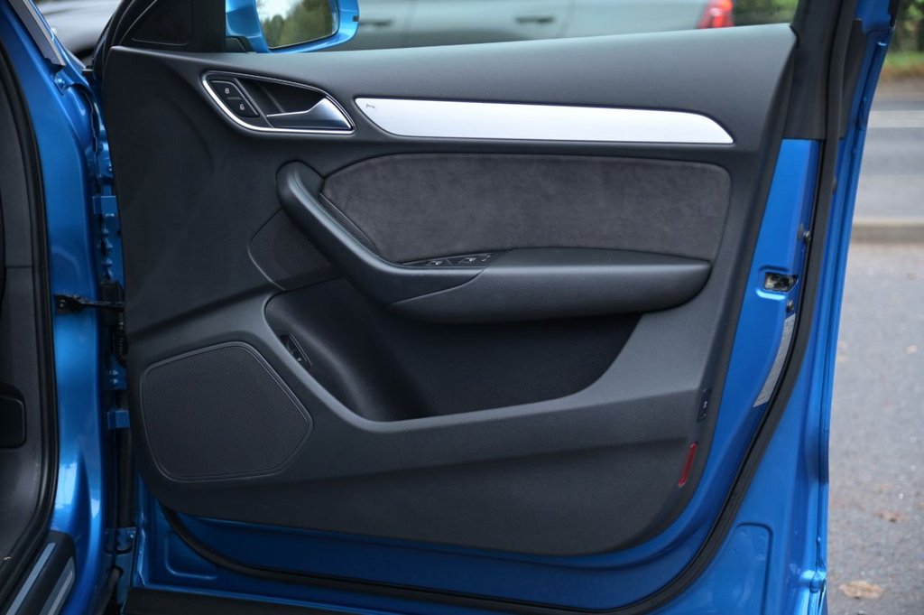 Used Audi Q3 2015 for sale - 76582832: Photo 28