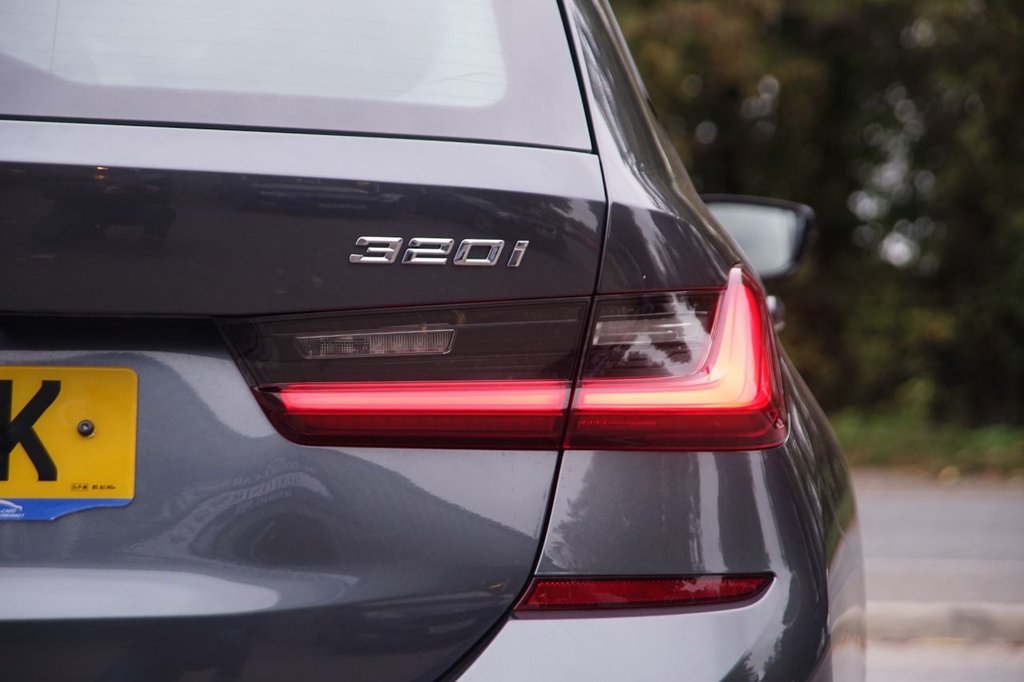 Used BMW 3 Series 2021 for sale - 75974010: Photo 42