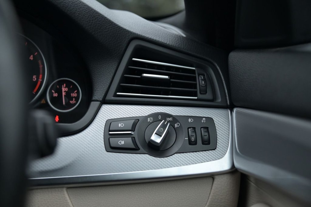 Used BMW 5 Series 2011 for sale - 76820799: Photo 16