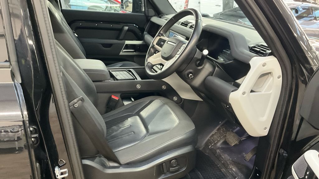 Used Land Rover Defender 2020 for sale - 77172011: Photo 7