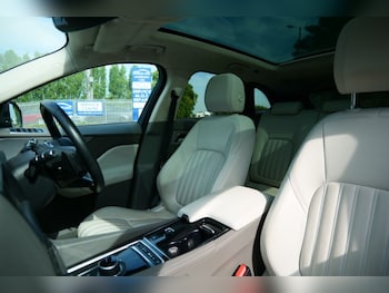 Used Jaguar F-Pace 2020 for sale - 78985706: Photo