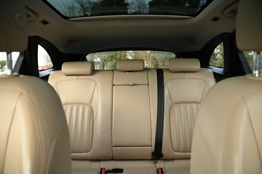 Used Jaguar F-Pace 2018 for sale - 76950200: Photo 10