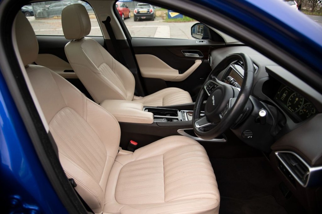 Used Jaguar F-Pace 2018 for sale - 76950200: Photo 28