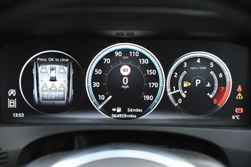 Used Jaguar F-Pace 2018 for sale - 76950200: Photo 5