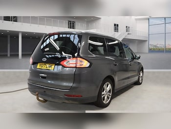 Used Ford Galaxy 2017 for sale - 76029452: Photo