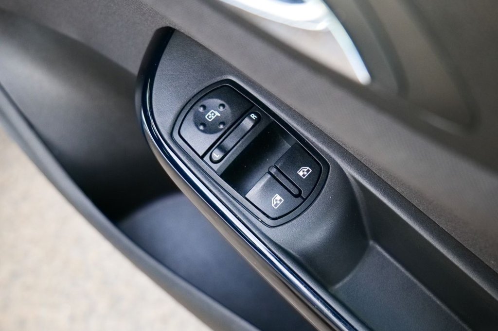 Used Vauxhall Corsa 2015 for sale - 77594071: Photo 22