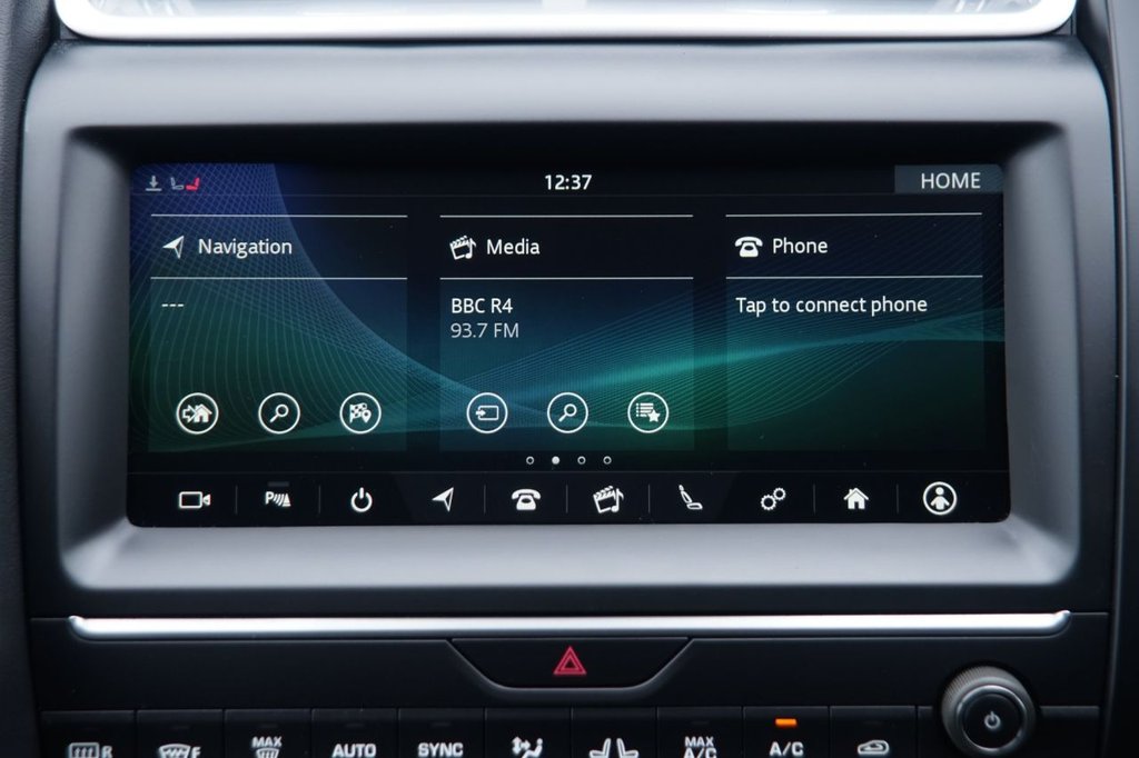 Used Jaguar E-Pace 2019 for sale - 75876903: Photo 18