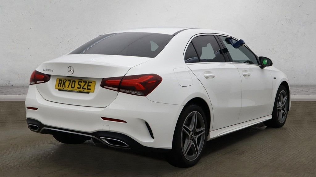 Used Mercedes-Benz A-Class 2020 for sale - 76986368: Photo 2