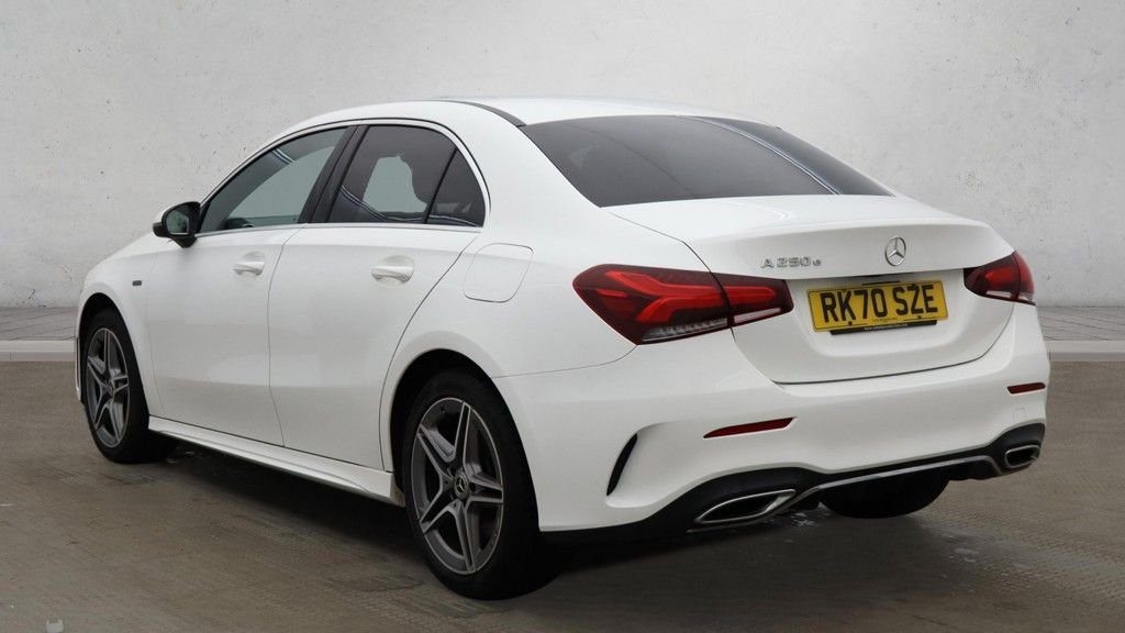 Used Mercedes-Benz A-Class 2020 for sale - 76986368: Photo 3