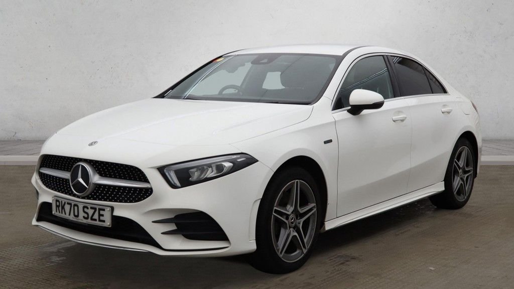 Used Mercedes-Benz A-Class 2020 for sale - 76986368: Photo 4