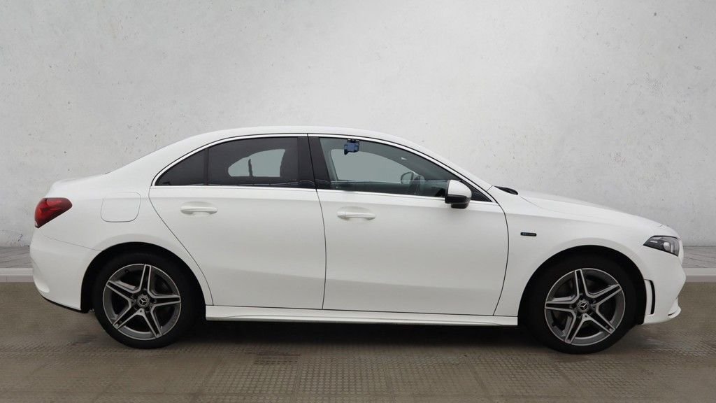 Used Mercedes-Benz A-Class 2020 for sale - 76986368: Photo 5