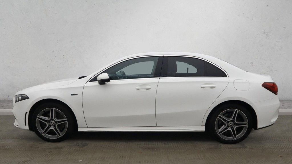 Used Mercedes-Benz A-Class 2020 for sale - 76986368: Photo 6