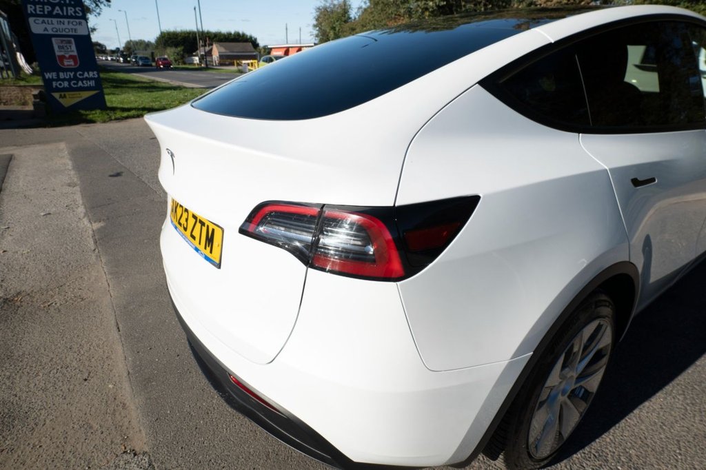 Used Tesla Model Y 2023 for sale - 75716204: Photo 27