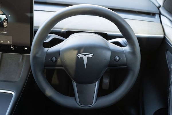 Used Tesla Model Y 2023 for sale - 75716204: Photo 8