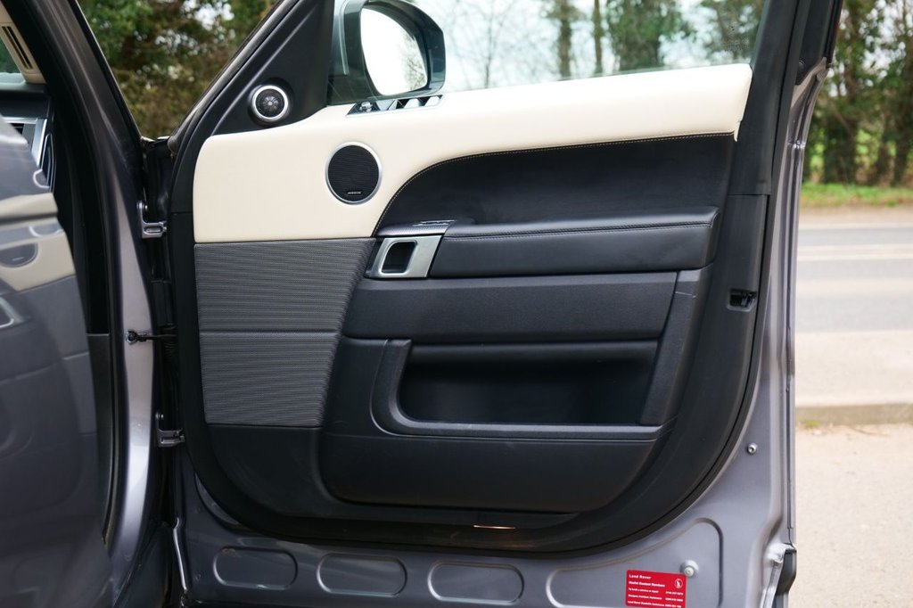 Used Land Rover Range Rover Sport 2019 for sale - 77547380: Photo 29