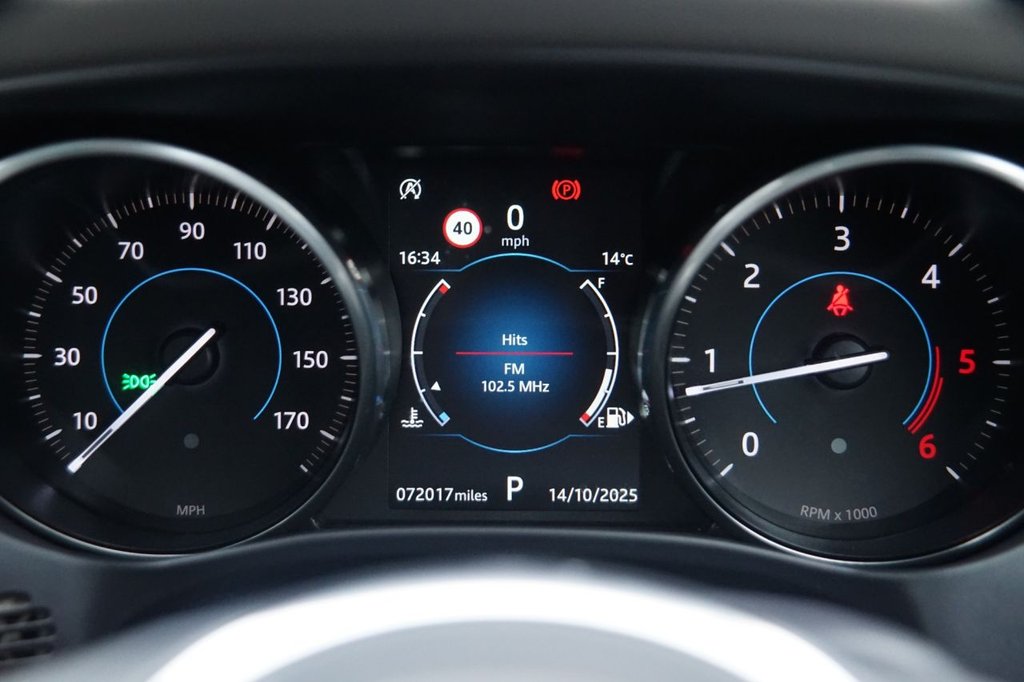 Used Jaguar F-Pace 2017 for sale - 76665492: Photo 14