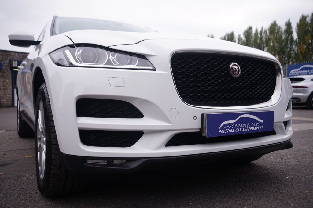 Used Jaguar F-Pace 2017 for sale - 76665492: Photo 33