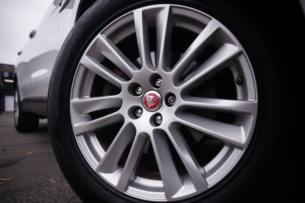 Used Jaguar F-Pace 2017 for sale - 76665492: Photo 35