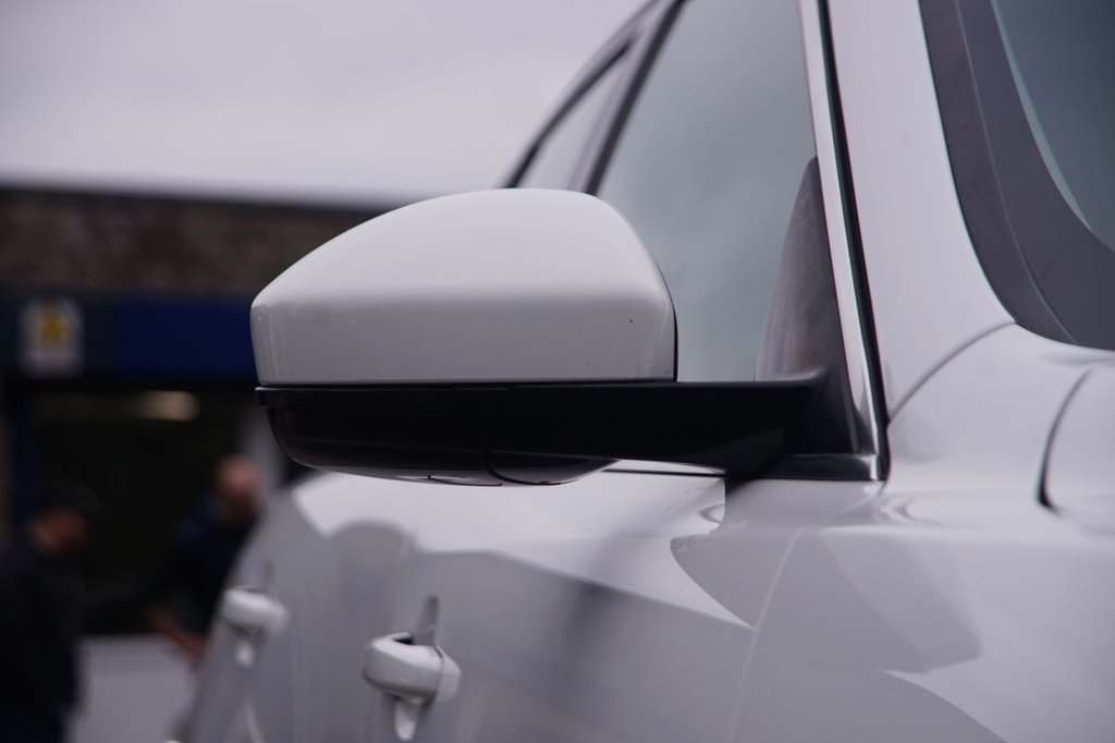 Used Jaguar F-Pace 2017 for sale - 76665492: Photo 37