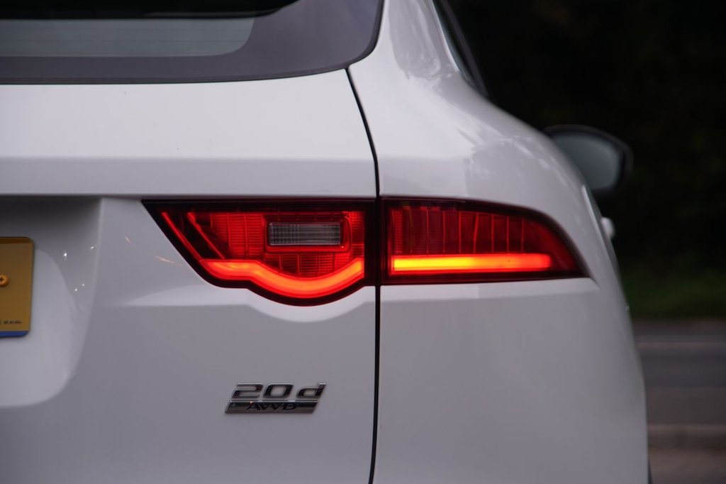 Used Jaguar F-Pace 2017 for sale - 76665492: Photo 40