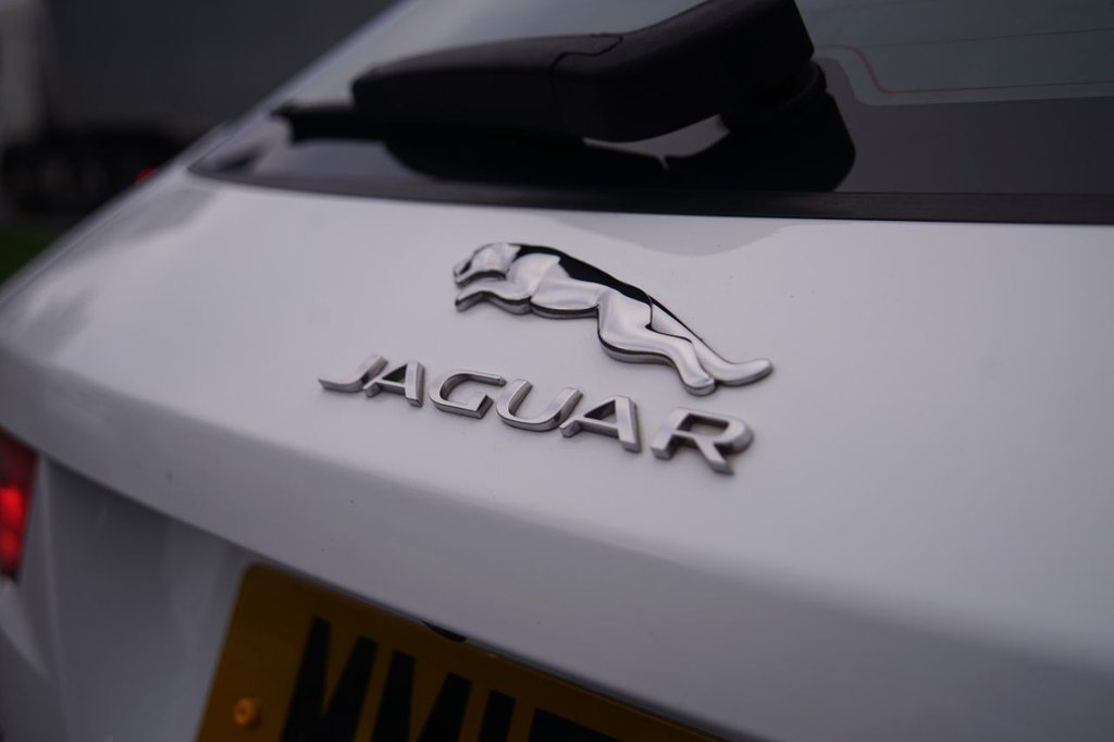 Used Jaguar F-Pace 2017 for sale - 76665492: Photo 42