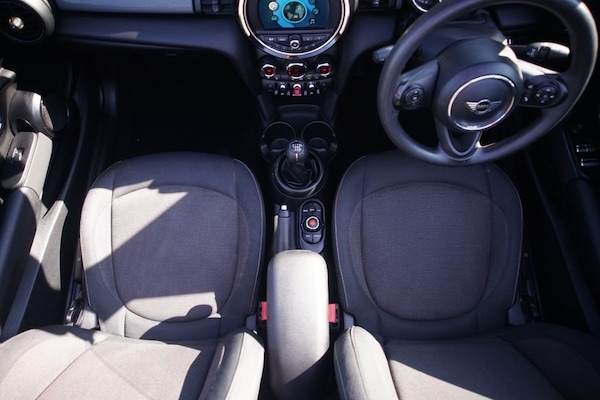 Used MINI Convertible 2018 for sale - 75410903: Photo 19