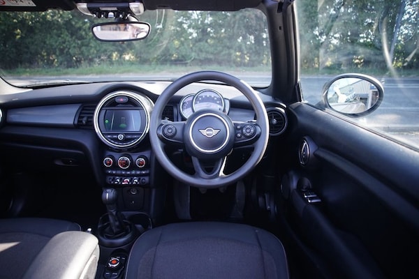 Used MINI Convertible 2018 for sale - 75410903: Photo 9