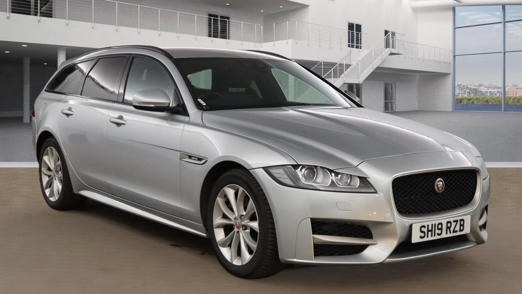 Used Jaguar XF 2019 for sale - 76119318: Photo 1
