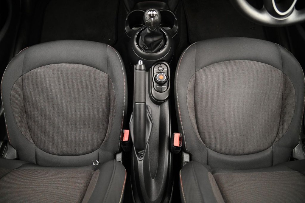 Used MINI Hatch 2019 for sale - 77200400: Photo 19