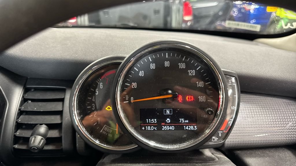 Used MINI Hatch 2019 for sale - 77200400: Photo 9