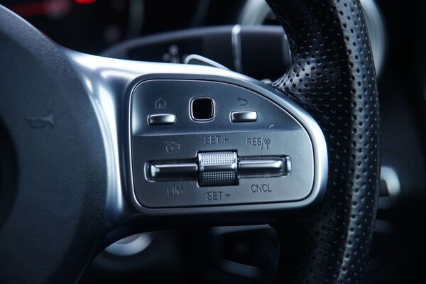 Used Mercedes-Benz C-Class 2019 for sale - 76029621: Photo 12