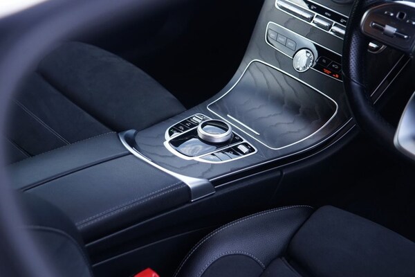 Used Mercedes-Benz C-Class 2019 for sale - 76029621: Photo 21