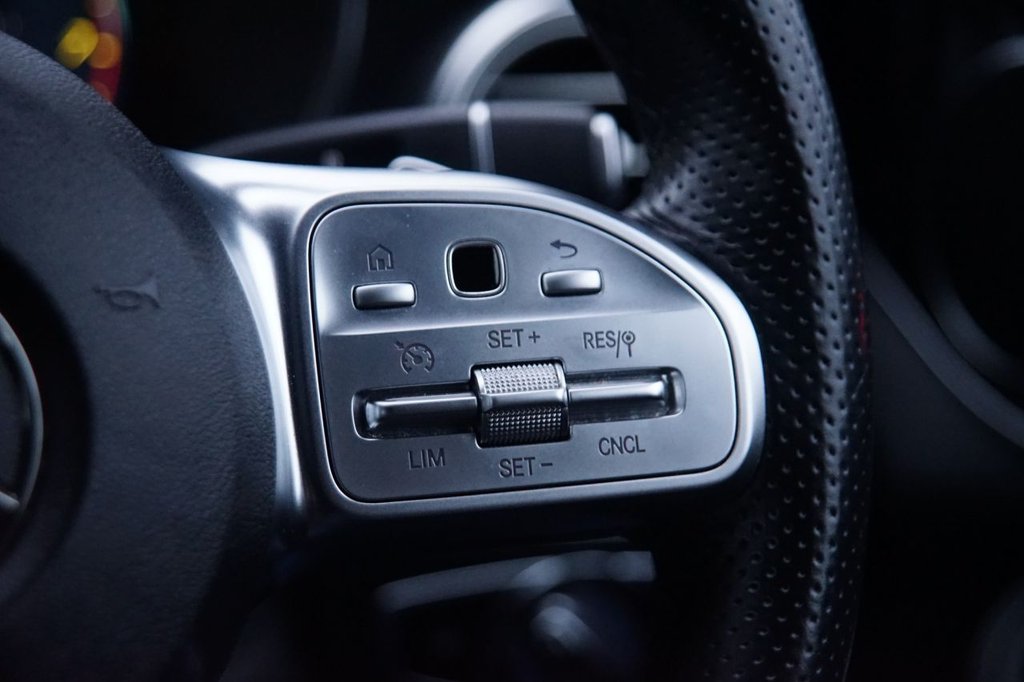 Used Mercedes-Benz C Class 2019 for sale - 76417314: Photo 12